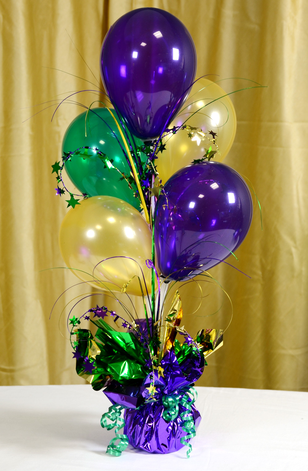 Party Ideas By Mardi Gras Outlet Air filled Balloon Centerpieces Ideas Tutorials